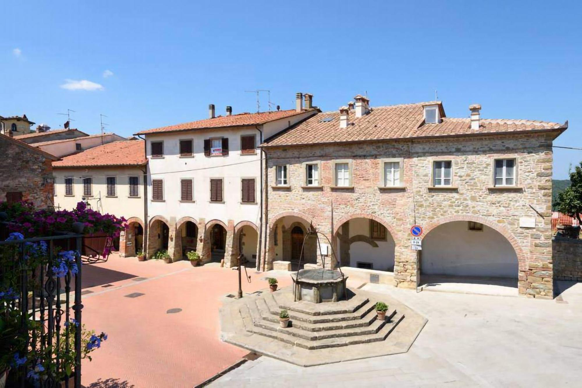 Palazzo Ninci Bed and Breakfast Civitella in Val di Chiana Esterno foto