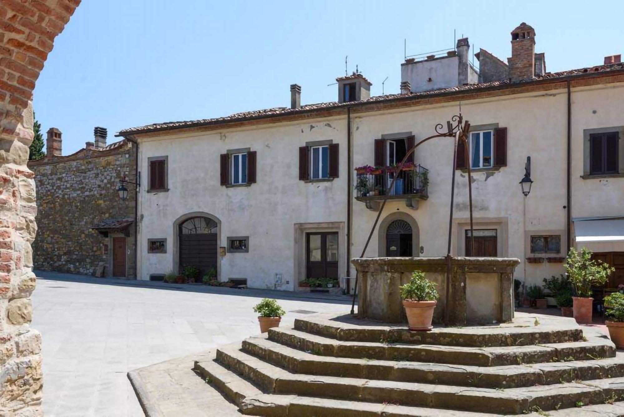 Palazzo Ninci Bed and Breakfast Civitella in Val di Chiana Esterno foto